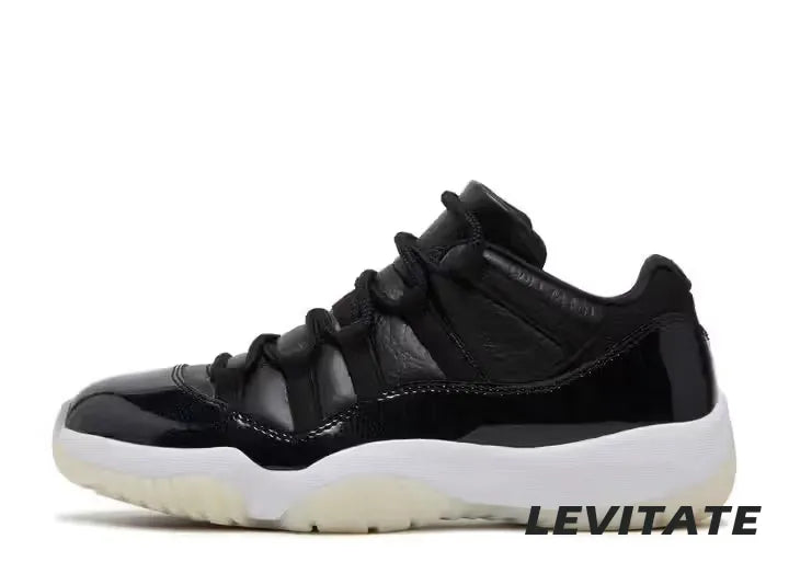 Nike Air Jordan 11 Retro Low 72-10 Mens