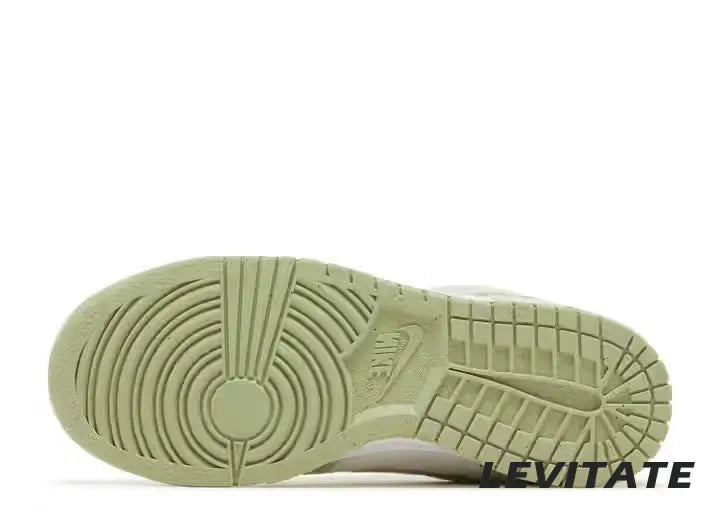 Nike Dunk Low SE Fleece Pack 'Honeydew' Womans